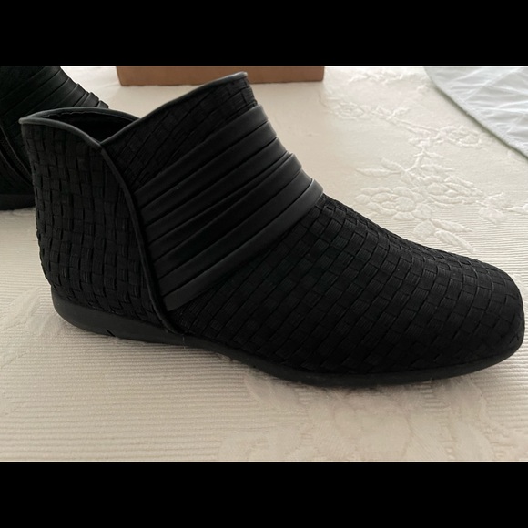 The Kayla Bootie - Picture 3 of 7